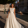 Wedding dress Model  62 - Image 4