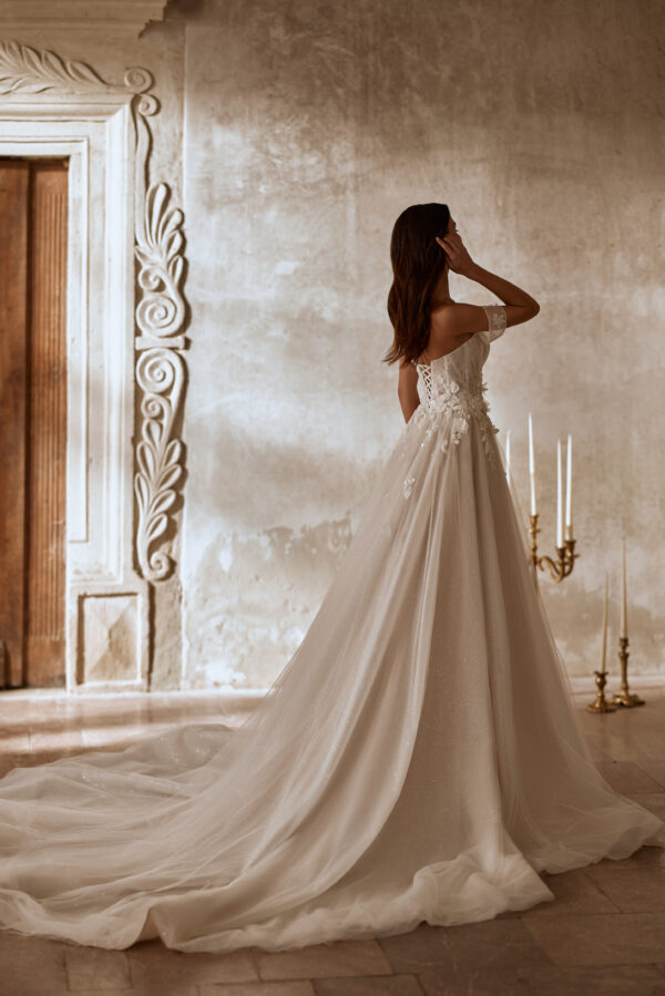 Wedding dress Ceri Model W167 - Image 3