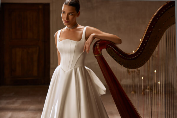 Wedding dress Elwood Model W178/ W179 - Image 2