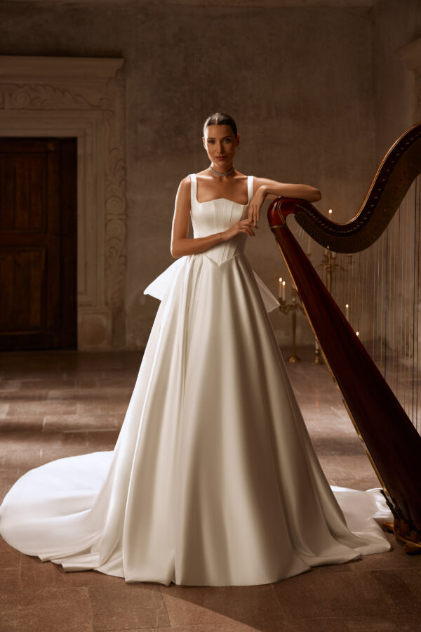 Wedding dress Elwood Model W178/ W179