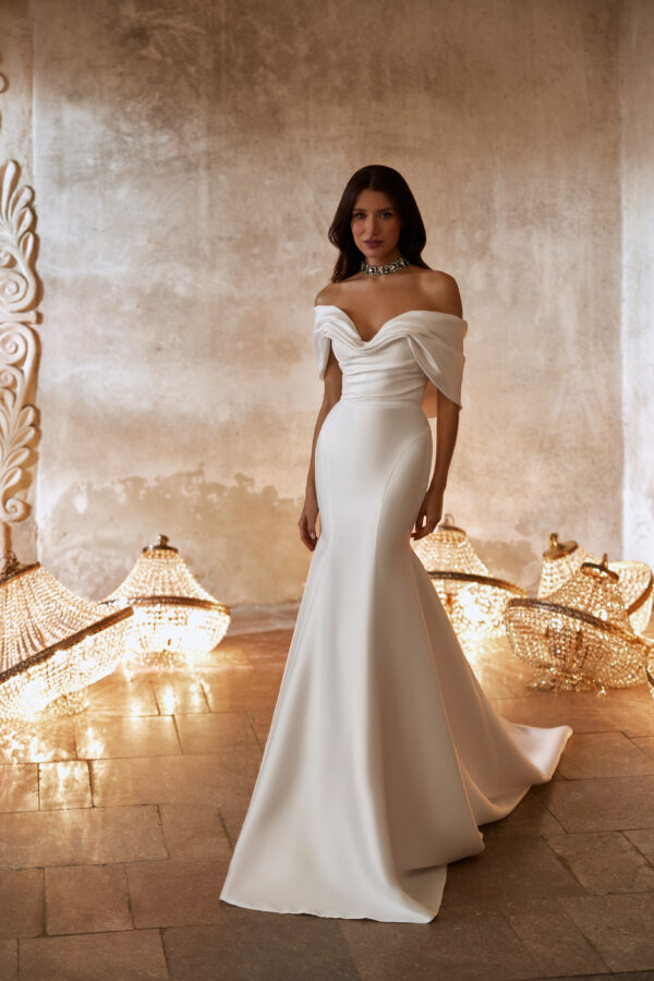 Wedding dress Claribel Model W196