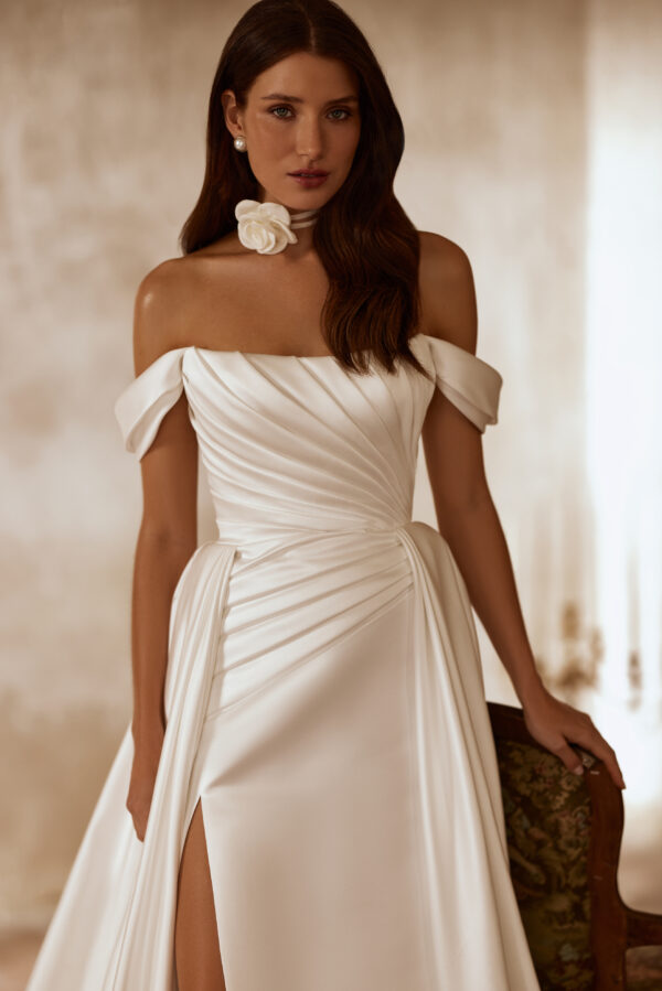 Wedding dress Lorna Model W214 - Image 2