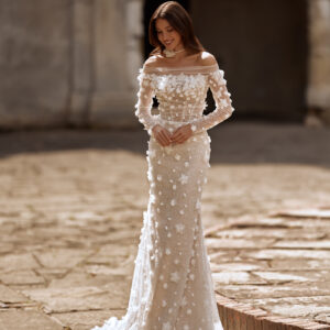 Wedding dress Antigone Model W150