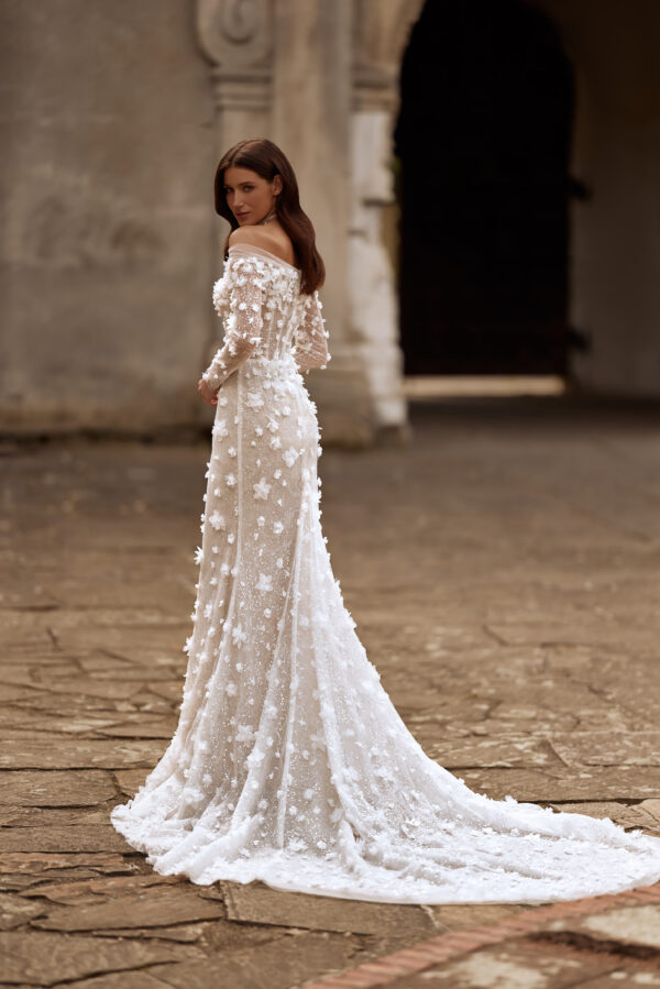 Wedding dress Antigone Model W150 - Image 3
