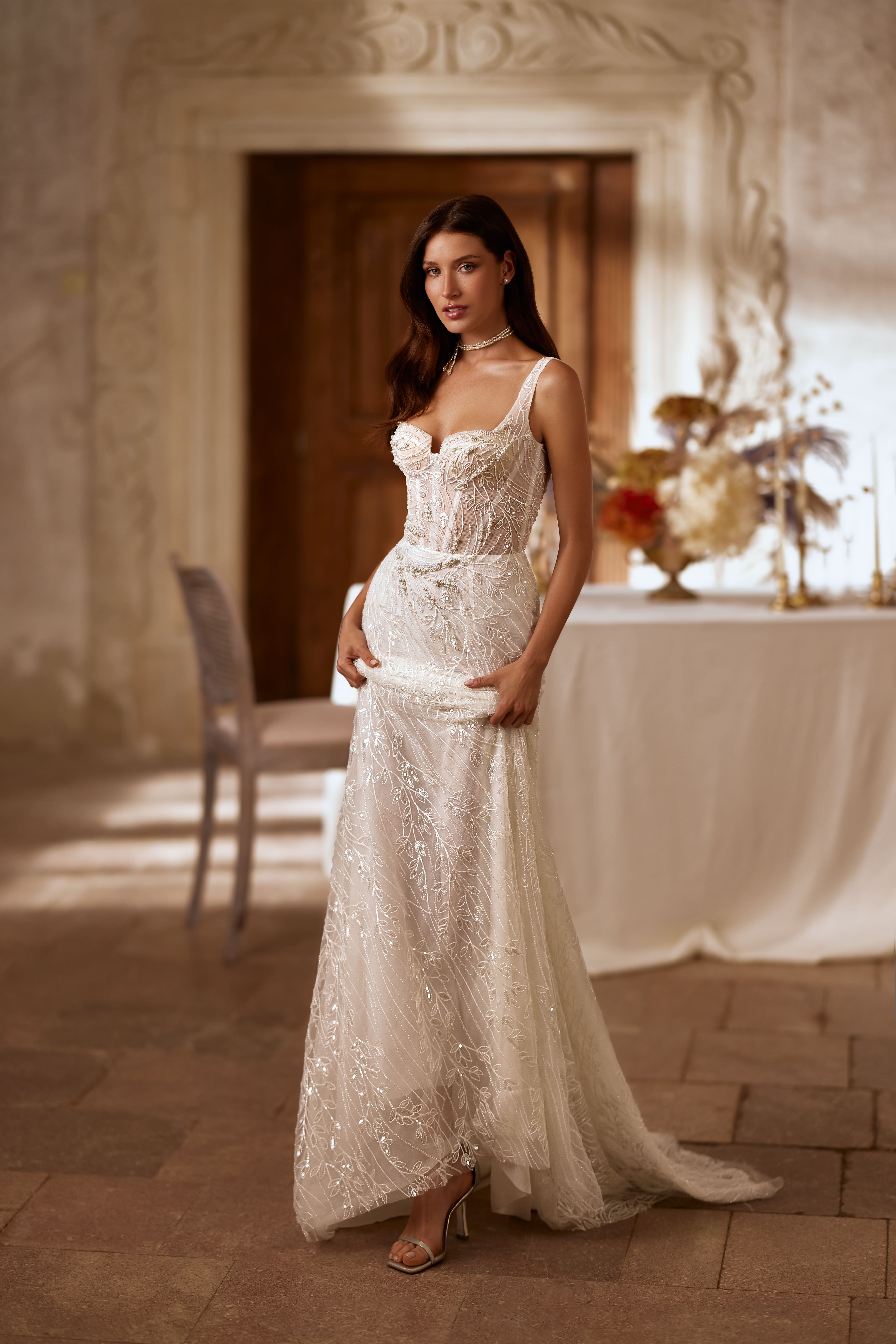 Wedding dress Boudicca Model W210