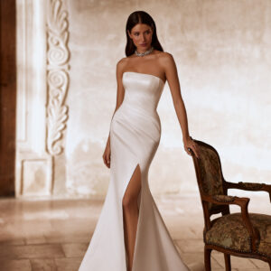 Wedding dress Cailin dress Model W216
