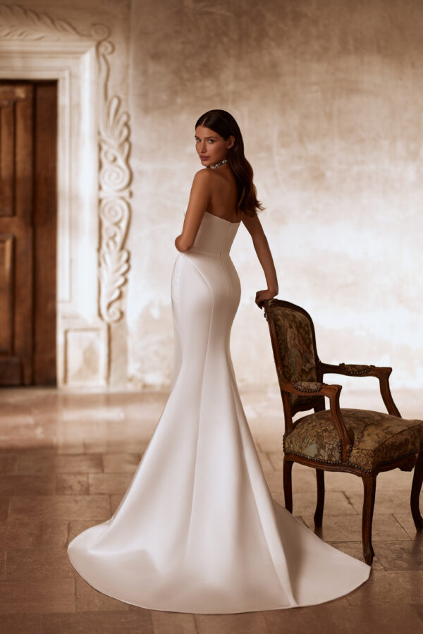 Wedding dress Cailin  Model W216 - Image 2